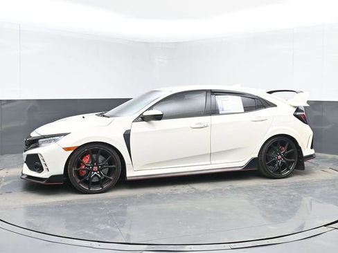 Used 2019 Honda Civic Type R image 6