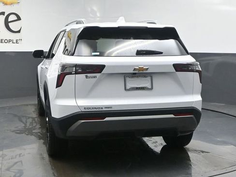New 2026 Chevrolet Equinox LT image 13