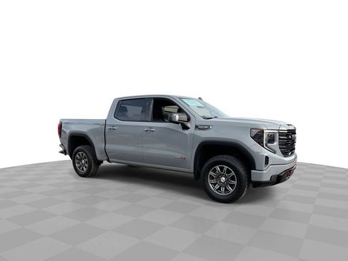 Used 2024 GMC Sierra 1500 AT4 w/ Technology Package image 3