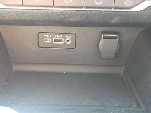 Used 2025 Nissan Altima 2.5 SV FWD image 28