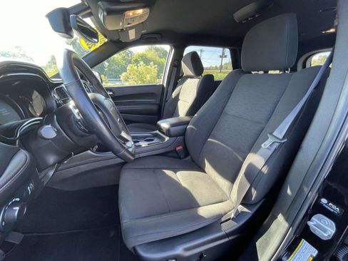 Used 2025 Dodge Durango GT RWD image 17