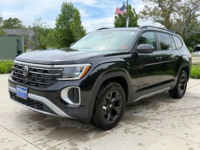 New 2026 Volkswagen Atlas Peak Edition