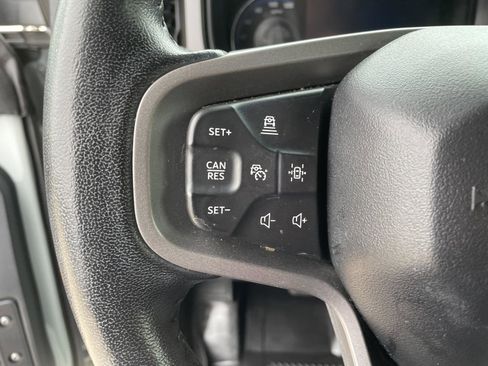 Used 2022 Ford Bronco Badlands image 13