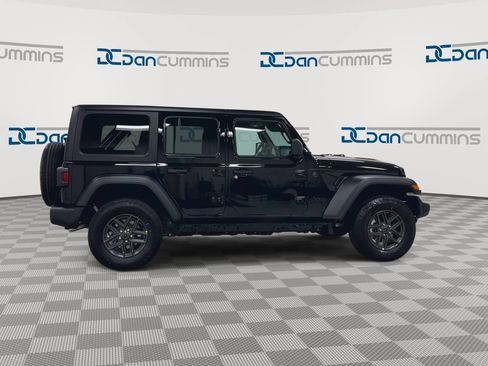 New 2026 Jeep Wrangler Unlimited Sport AWD/4WD image 9