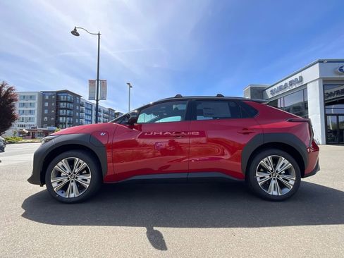 Used 2024 Subaru Solterra w/ Touring Package image 4