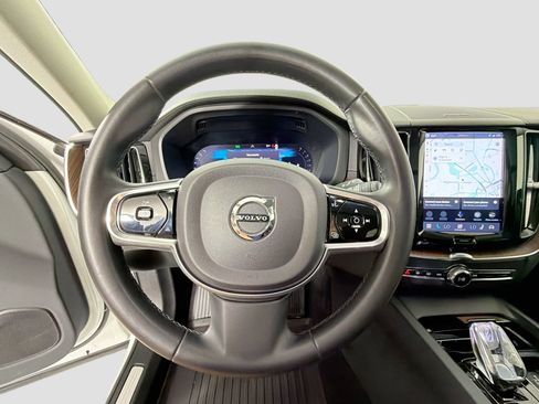Certified 2023 Volvo XC60 B5 Ultimate AWD/4WD image 12