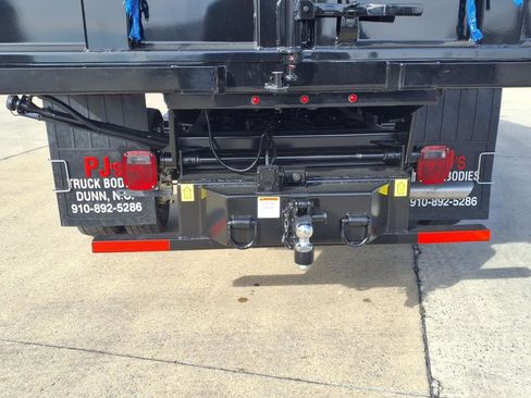 New 2024 Ford F550 XL image 29