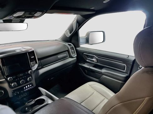 Used 2025 RAM 1500 Big Horn AWD/4WD image 23