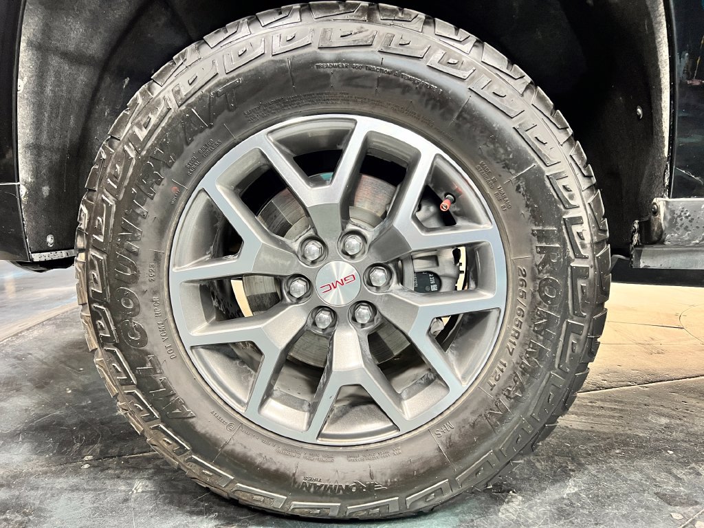 Used 2022 GMC Canyon AT4 AWD/4WD image 18