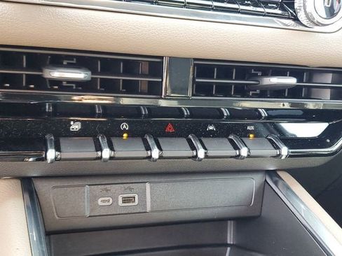 New 2026 GMC Canyon Denali image 24