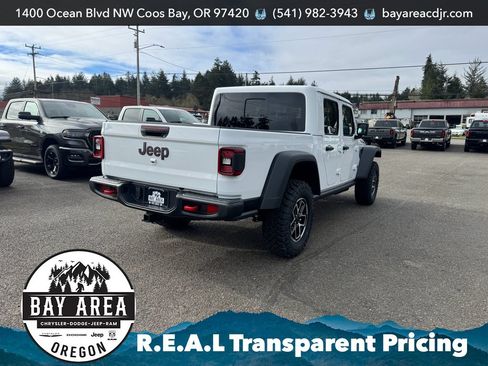 New 2026 Jeep Gladiator Rubicon w/ Steel Bumper Group AWD/4WD image 5