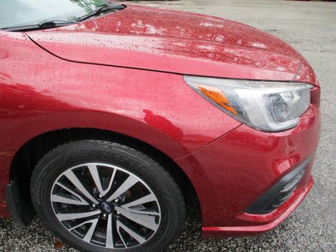 Used 2018 Subaru Legacy 2.5i Premium AWD/4WD image 21