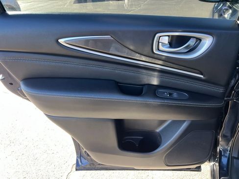 Used 2020 INFINITI QX60 Luxe w/ Essential Package image 23