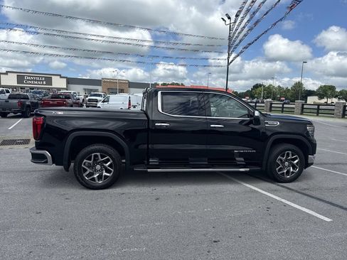 Used 2024 GMC Sierra 1500 SLT w/ SLT Premium Plus Package AWD/4WD image 14