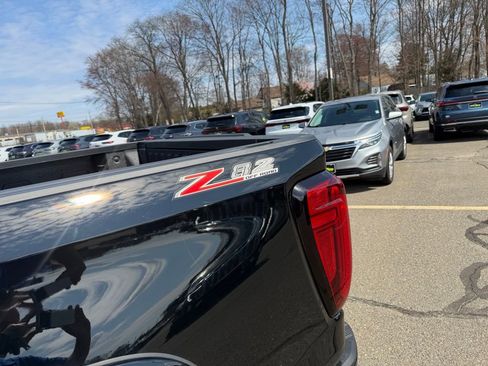 New 2026 GMC Sierra 1500 AT4 w/ Technology Package image 8