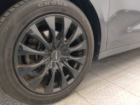 Used 2020 Kia Forte LXS FWD image 31