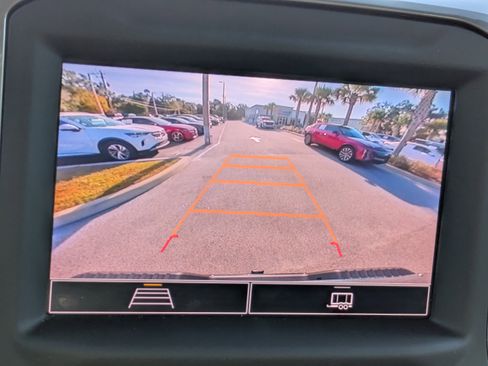 Certified 2024 Chevrolet Silverado 2500 Custom image 25