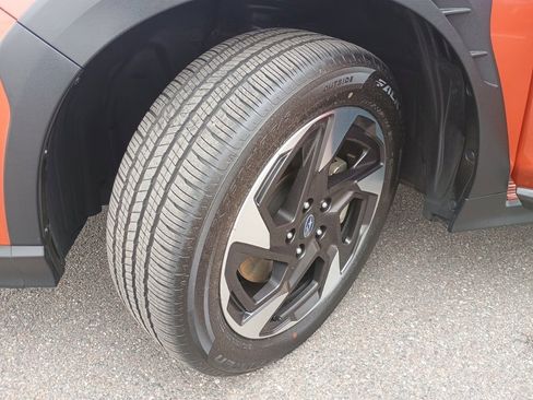 Certified 2025 Subaru Crosstrek 2.5i Limited w/ Popular Package #3A image 10