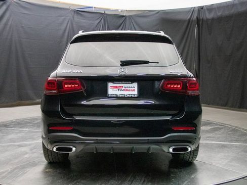 Used 2022 Mercedes-Benz GLC 300 4MATIC image 11