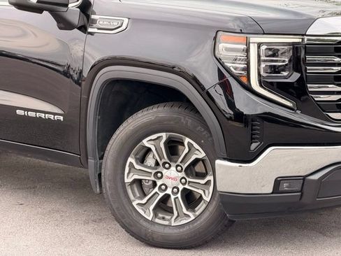Used 2025 GMC Sierra 1500 SLT RWD image 2