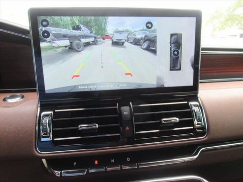 Used 2024 Lincoln Navigator L Reserve AWD/4WD image 29