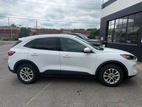 Used 2020 Ford Escape SE AWD/4WD image 5