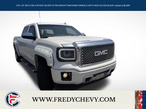 Used 2015 GMC Sierra 1500 Denali AWD/4WD image 3