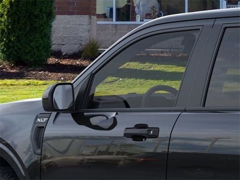 New 2025 Ford Maverick XLT w/ XLT Luxury Package image 21