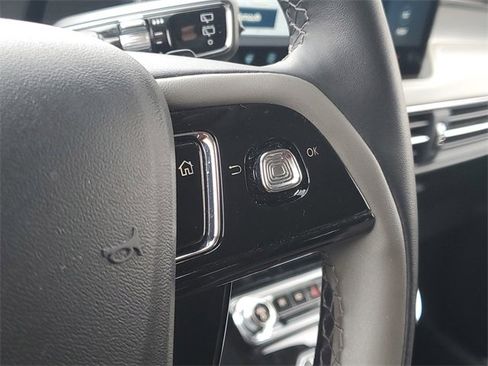 Certified 2023 Lincoln Corsair AWD w/ Equipment Group 101A image 16