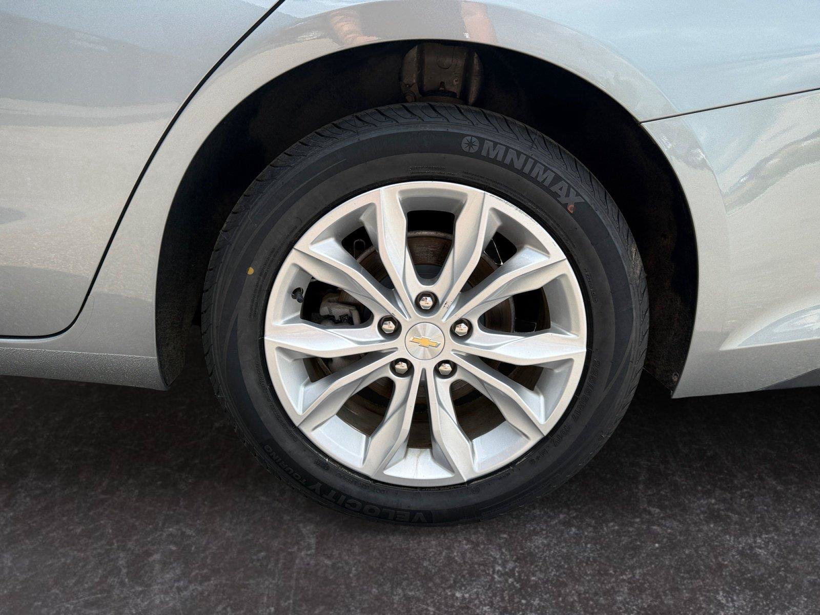 Used 2024 Chevrolet Malibu LT FWD image 25
