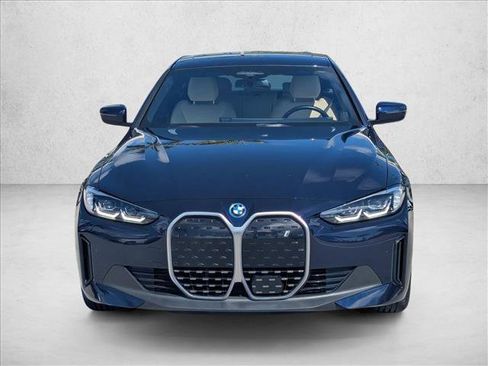 Certified 2023 BMW i4 eDrive35 image 2