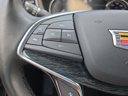 Used 2023 Cadillac XT5 Premium Luxury AWD/4WD image 19