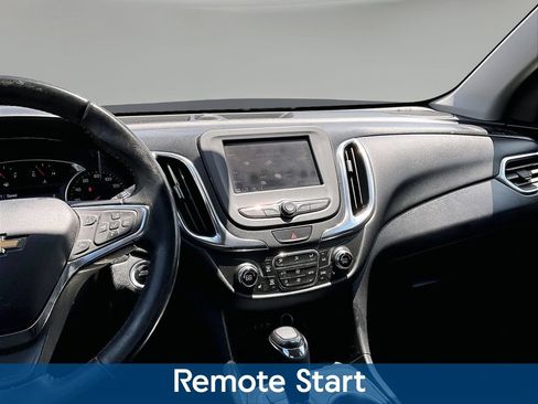 Used 2021 Chevrolet Equinox LT AWD/4WD image 12