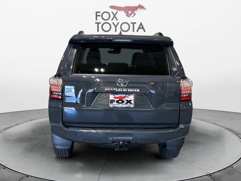 Used 2024 Toyota 4Runner SR5 Premium w/ Moonroof Package AWD/4WD image 5