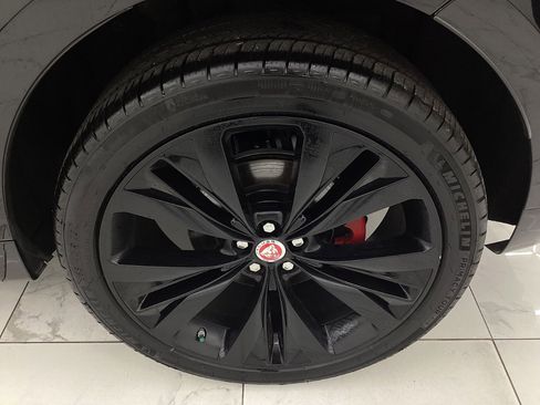 Used 2018 Jaguar F-PACE S image 51