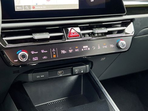 New 2026 Kia Niro Wind image 11