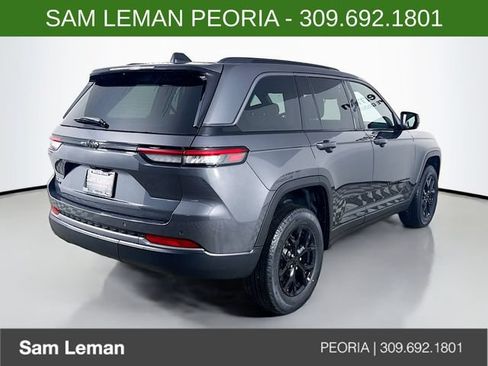 New 2026 Jeep Grand Cherokee Altitude AWD/4WD image 7