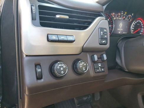 Used 2016 GMC Yukon Denali w/ Open Road Package image 21