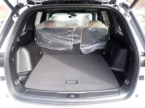 New 2025 Jeep Grand Cherokee Limited image 6