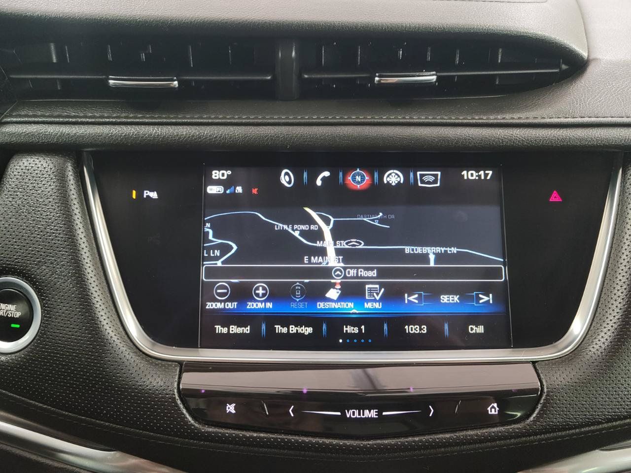 Used 2018 Cadillac XT5 Luxury w/ Driver Awareness Package AWD/4WD image 17