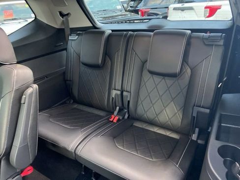 Used 2025 Volkswagen Atlas SEL Premium R-Line image 14