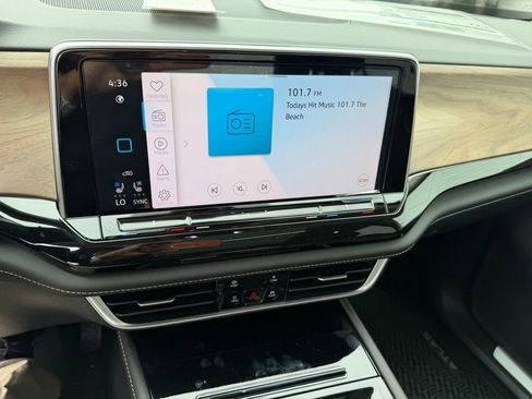 New 2026 Volkswagen Atlas SE AWD/4WD image 23
