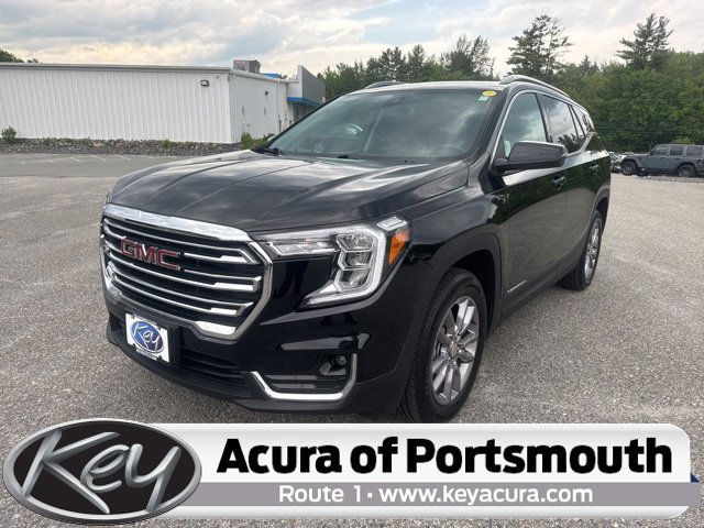Used 2024 GMC Terrain SLT AWD/4WD image 1