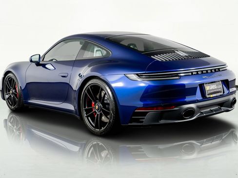 Used 2024 Porsche 911 Carrera GTS w/ Premium Package image 15