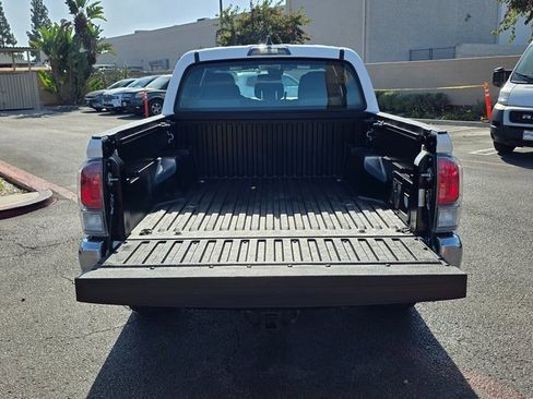 Used 2023 Toyota Tacoma TRD Off-Road w/ Black Out Package (TMS) image 11