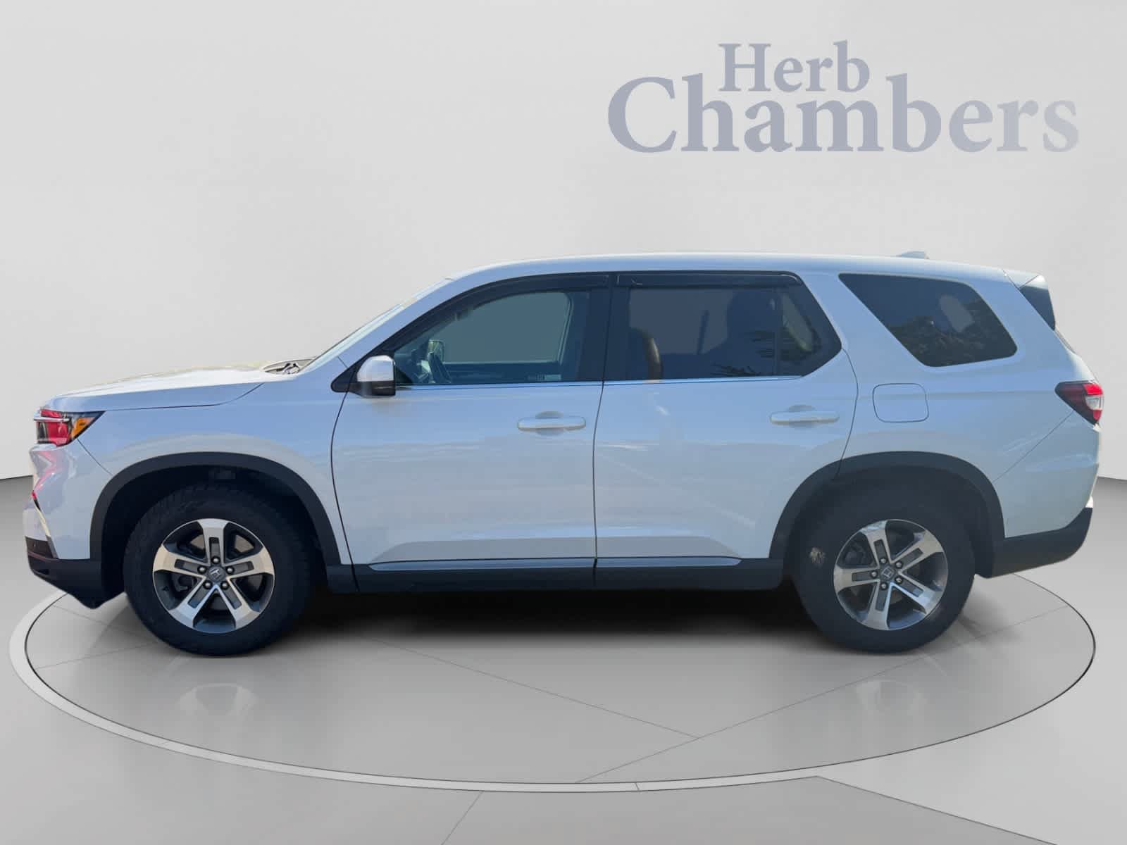 Used 2023 Honda Pilot EX-L image 5