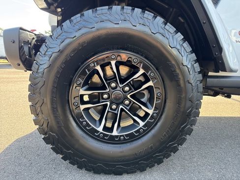 New 2026 Jeep Wrangler Rubicon AWD/4WD image 16
