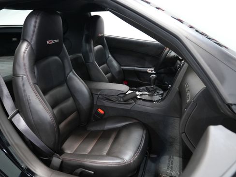 Used 2008 Chevrolet Corvette Z06 w/ Preferred Equipment Group image 29