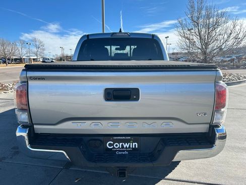 Used 2023 Toyota Tacoma TRD Off-Road image 5