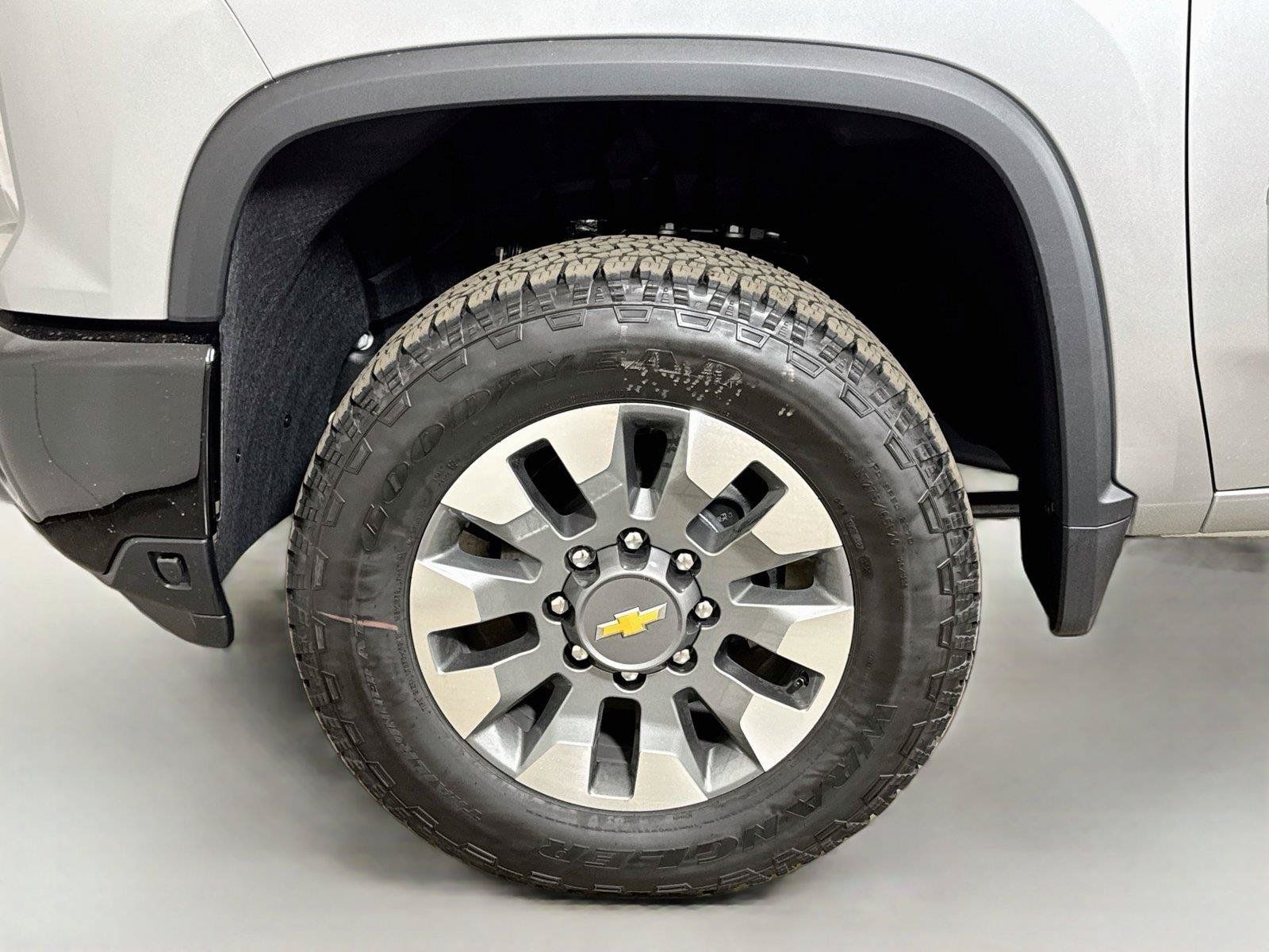 New 2026 Chevrolet Silverado 2500 Custom w/ Custom Value Package AWD/4WD image 19